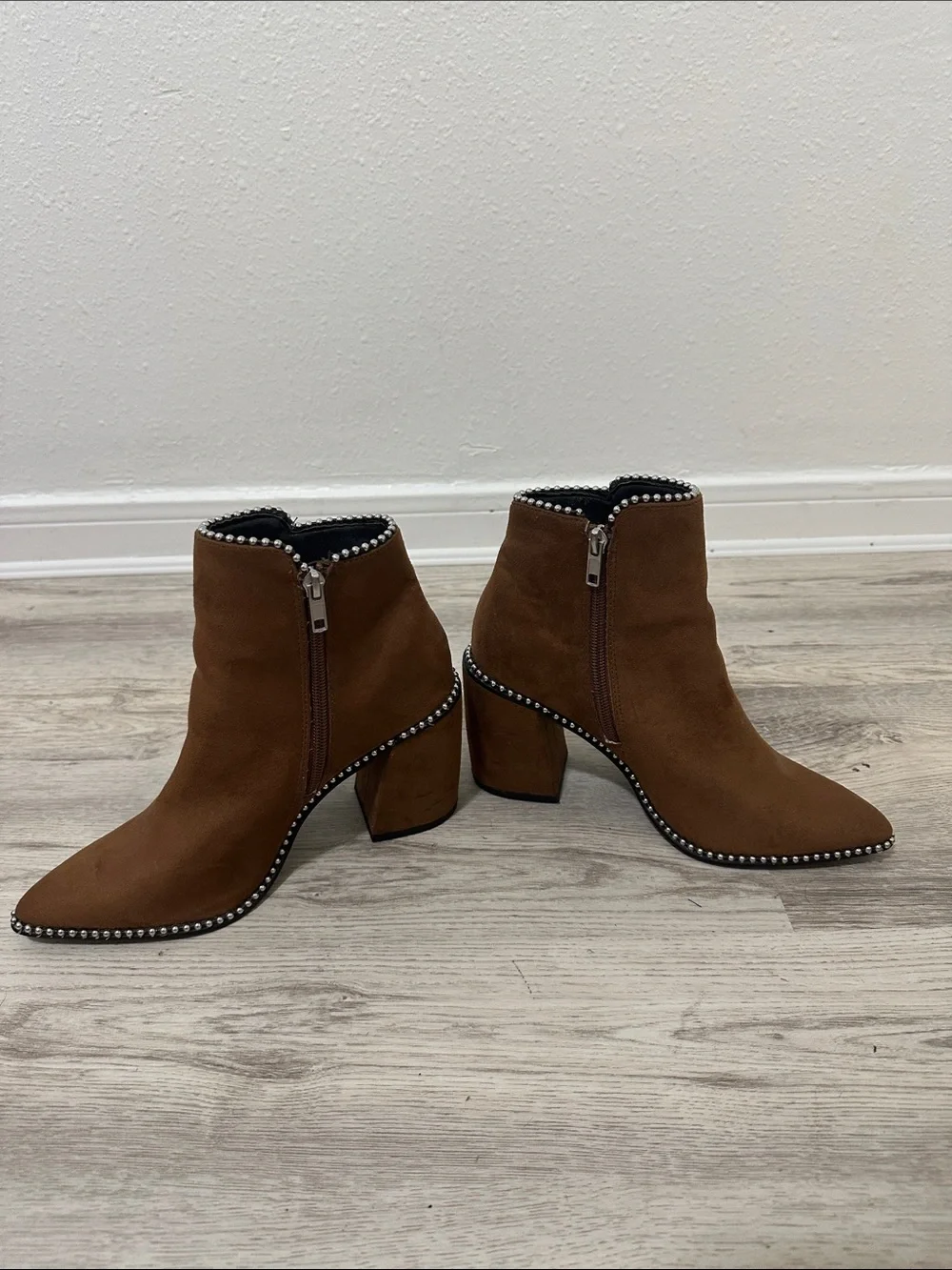 Women's Brown Suede Pointed Toe Ankle Boots